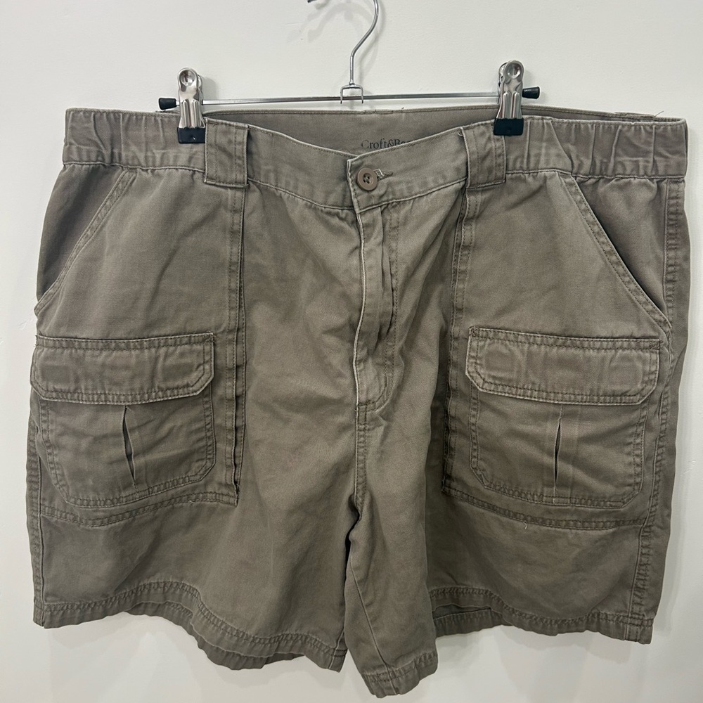 Croft & Barrow Men's Khaki Cargo Shorts